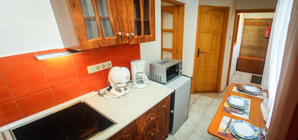 AQUA Thermal Sóterápia és Apartmanház Püspökladány Exterior foto